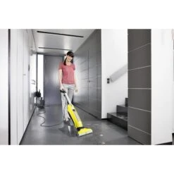 Kärcher Hartbodenreiniger FC 5, 1.055-400.0, Leistung: 460 Watt, Verbesserte Saugkopfabdeckung -Kärcher 32541f7c70b815dd21115e3097c238e71229a94a hartbodenreiniger kaercher fc 5 1.055 400.0