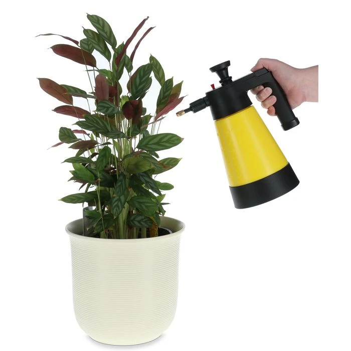 Kärcher Drucksprüher Sprühflasche 6.394-374.0, Mit Verstellbarer Düse, 1 Liter 4 Kärcher Drucksprüher Sprühflasche 6.394-374.0, Mit Verstellbarer Düse, 1 Liter – Bild 2