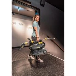 Kärcher Waschsauger Puzzi 8/1, 1.100-240.0, Beutellos, Behälterkapazität 15 Liter, 1240 Watt -Kärcher 866845ddab99ce85ef237e3554aa9f077d67cd4b waschsauger kaercher puzzi 81 1.100 240.0