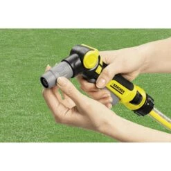 Kärcher Reinigungsspritze Spritzpistole Plus, Wasserstrahl Stufenlos Einstellbar -Kärcher b91bf33d75b8af341645b55dbdf4b9f641eb8bbf reinigungsspritze kaercher spritzpistole plus