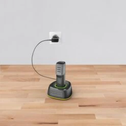 Kärcher Ersatzakku Battery Power 4/25, 2.443-002.0, Wechselakku Hartboden- & Fensterreiniger, 4V/2,5Ah -Kärcher b94bc3014358f4c65226404c2e825df31146807f ersatzakku kaercher battery power 425 2.443 002.0