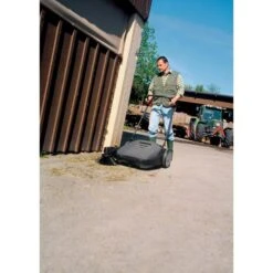 Kärcher Kehrmaschine KM 70/20 C, 1.517-106.0, Handkehrmaschine, Arbeitsbreite: 70 Cm -Kärcher da91071f0d2df8f9b5a6207f3ac55d6cc78078cb kehrmaschine kaercher km 7020 c 1.517 106.0